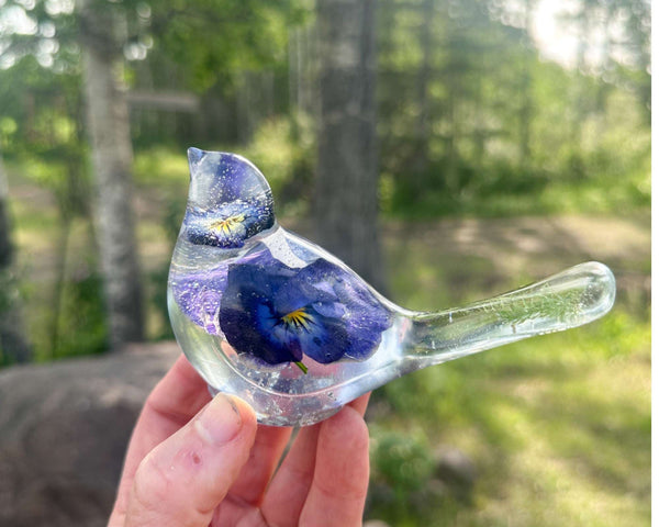 Pansy Songbird - Handmade Resin Bird Decor with Real Pansy Flowers
