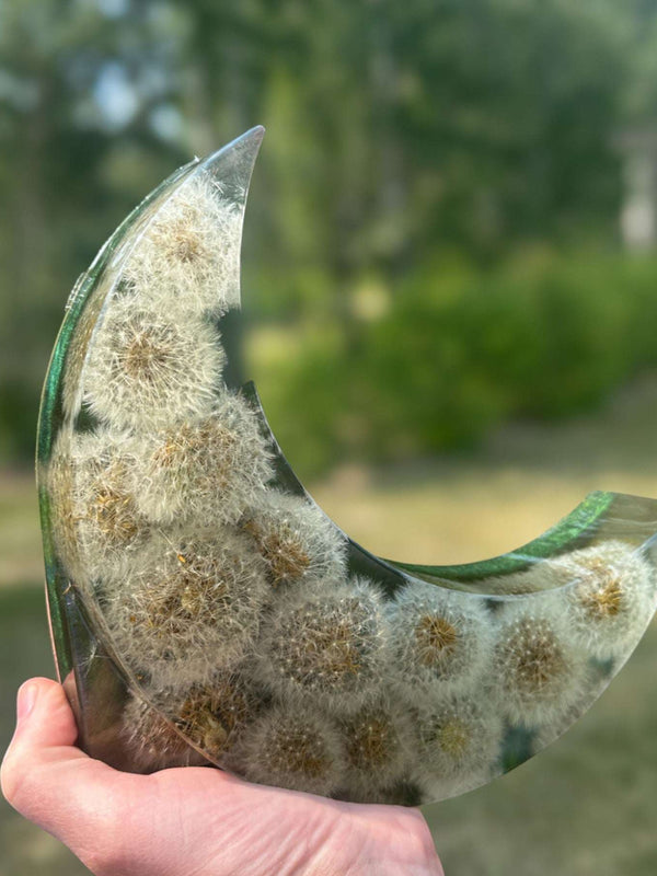 Enchanted Fairy Dandelion Moon – Color-Shifting Resin Handmade Decor