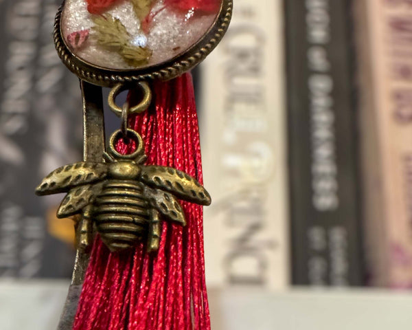 Bookmark - Botanical Elegance - Handcrafted Resin Floral Bookmarks