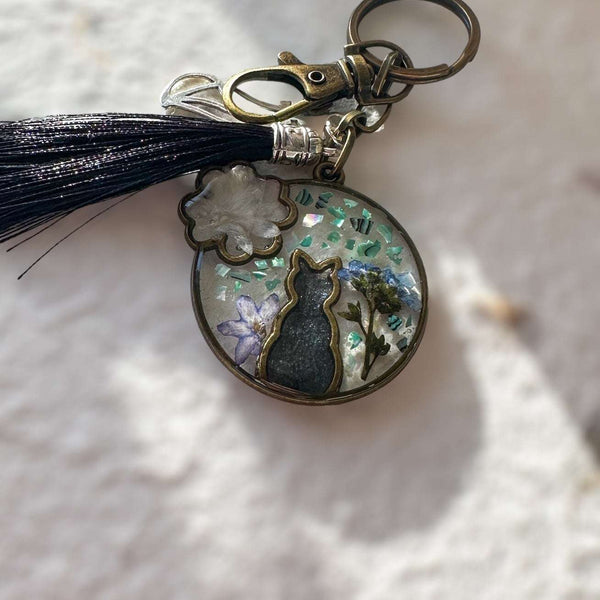 Cat Silhouette Keychains with Real Pressed Flowers Cat Lover Accessory