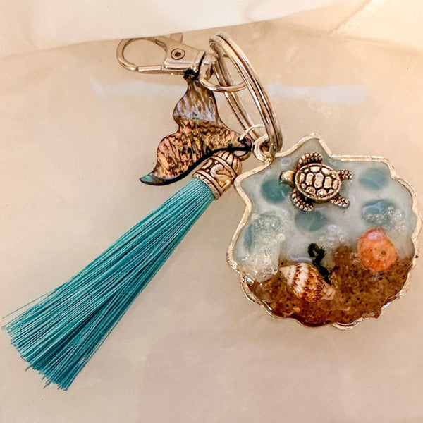 Ocean Seashell Bag Charm / Keychain - Handmade Resin Ocean Theme