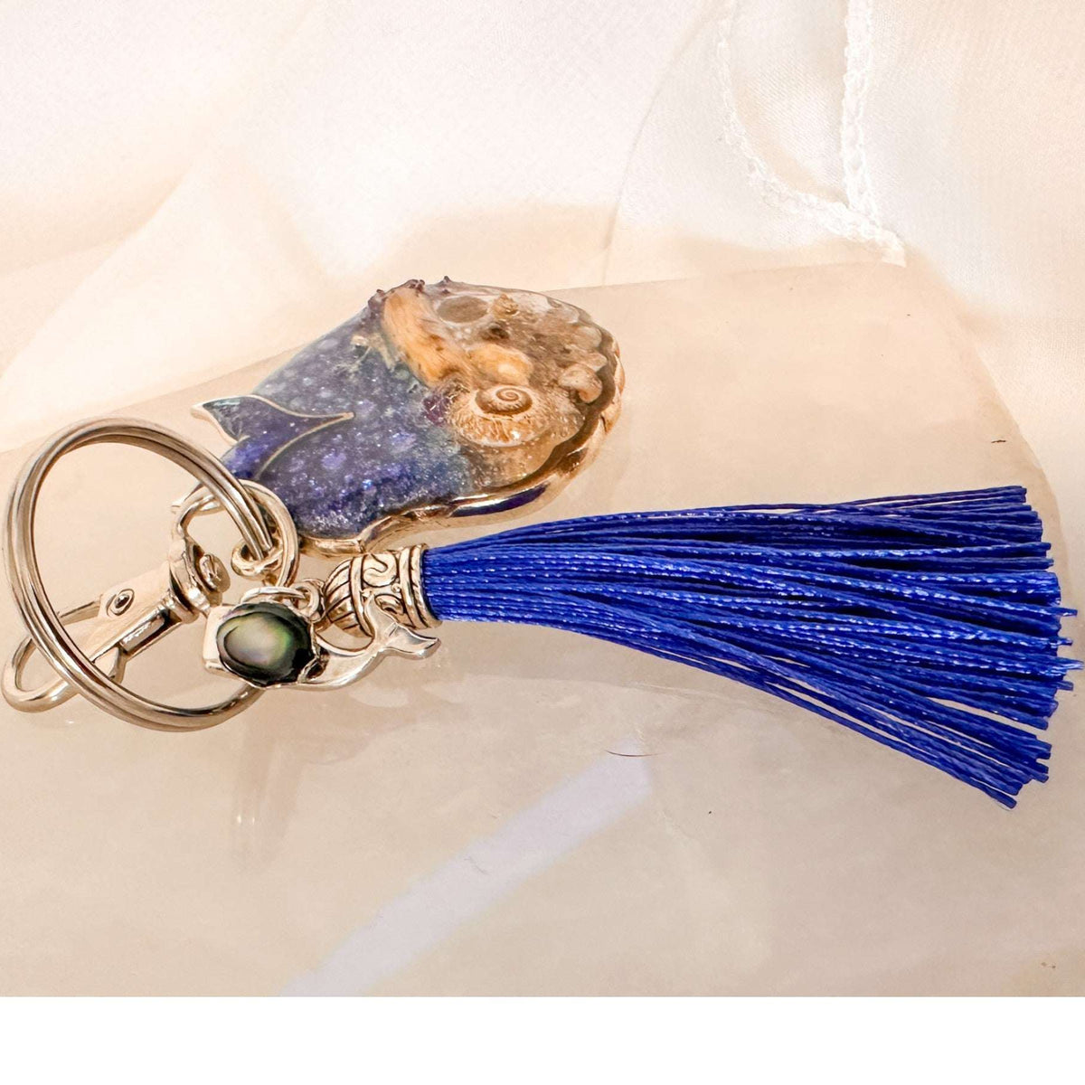Ocean Seashell Bag Charm / Keychain - Handmade Resin Ocean Theme