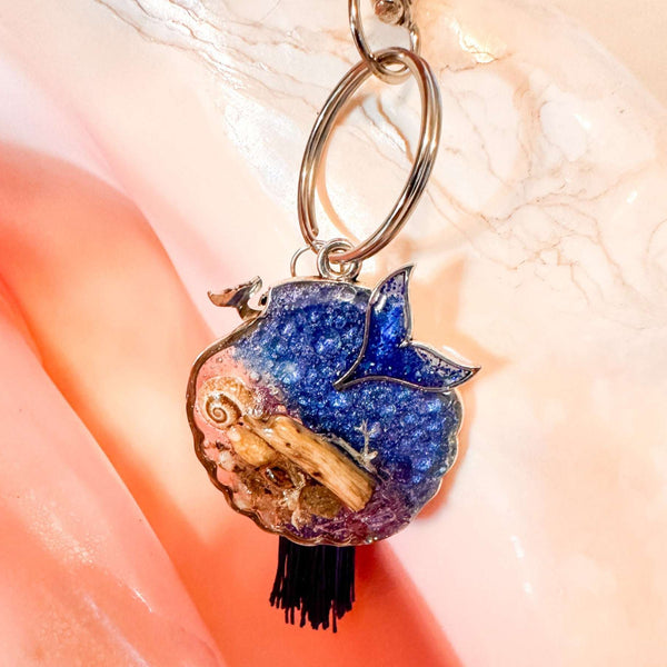 Ocean Seashell Bag Charm / Keychain - Handmade Resin Ocean Theme