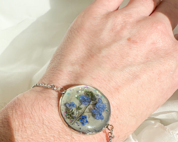 Handmade Forget-Me-Not Flower Slider Bracelet - Whispers of Spring