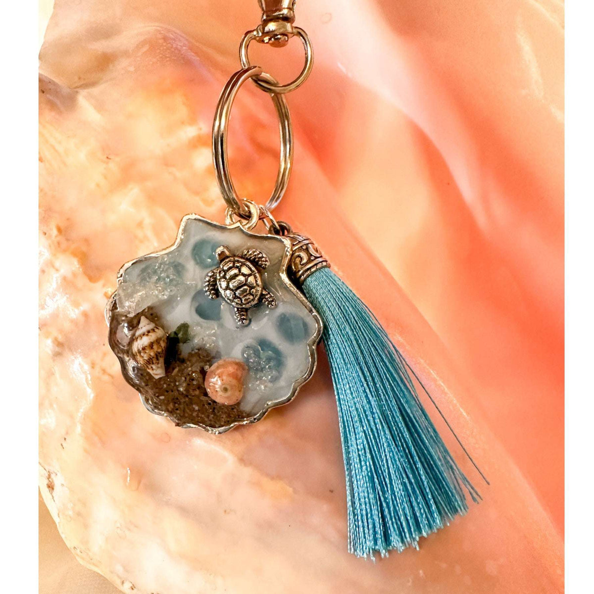 Ocean Seashell Bag Charm / Keychain - Handmade Resin Ocean Theme