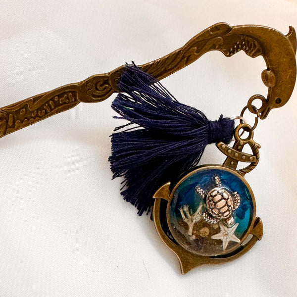 Bookmark - Handcrafted Resin Oceans with Real Seashells and Sand