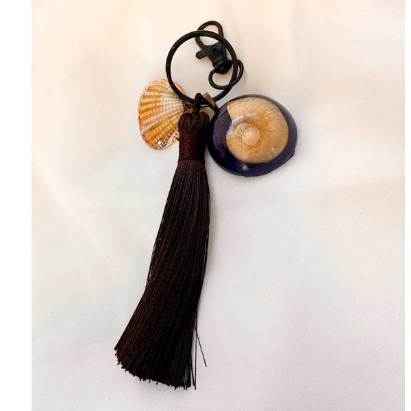 Ocean Dreamer Bag Charm / Keychain - Handmade Resin Seashell Charm