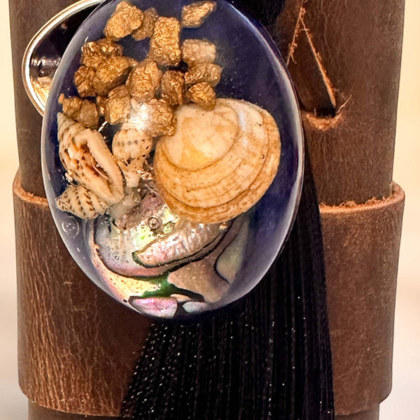 Ocean Dreamer Bag Charm / Keychain - Handmade Resin Seashell Charm