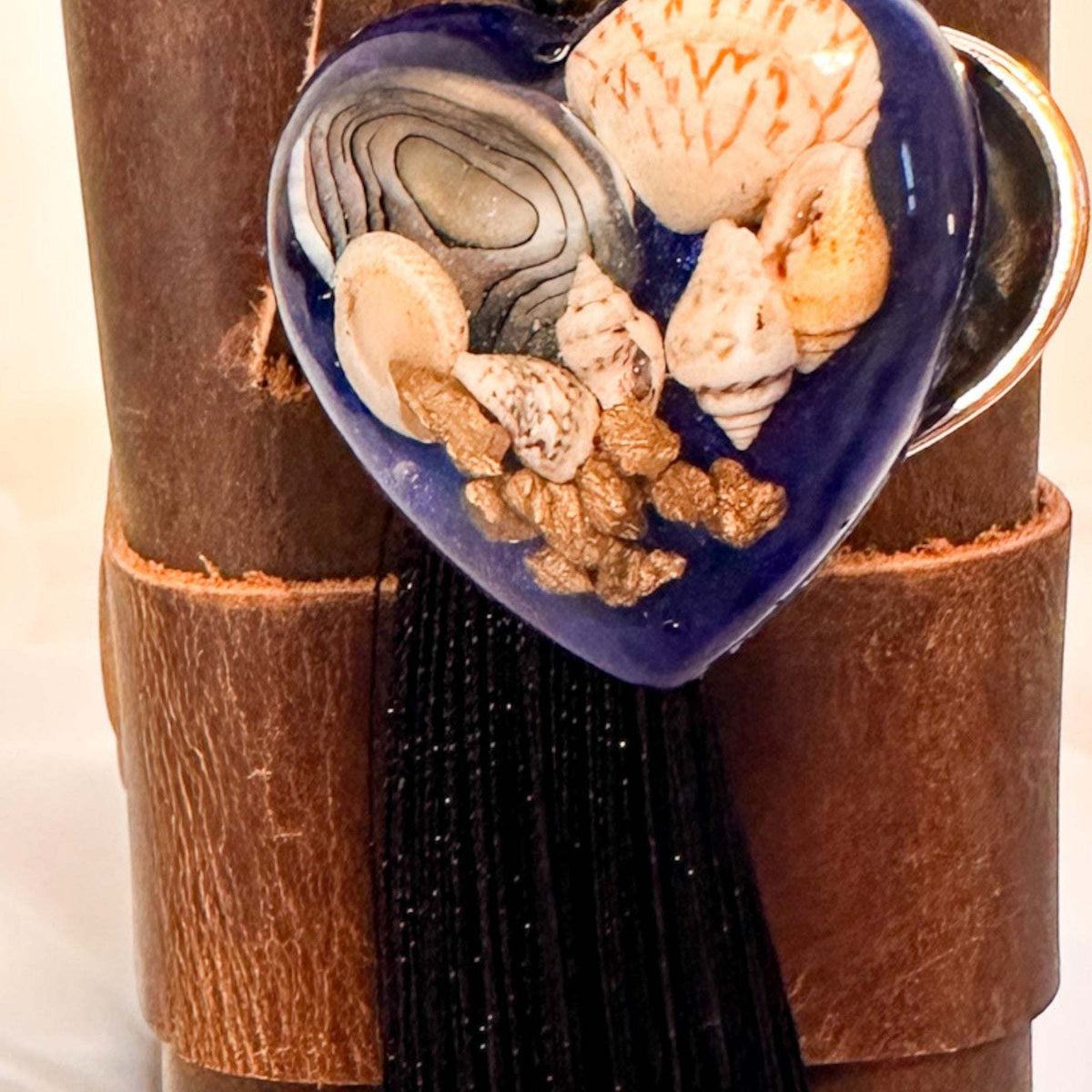 Ocean Dreamer Bag Charm / Keychain - Handmade Resin Seashell Charm