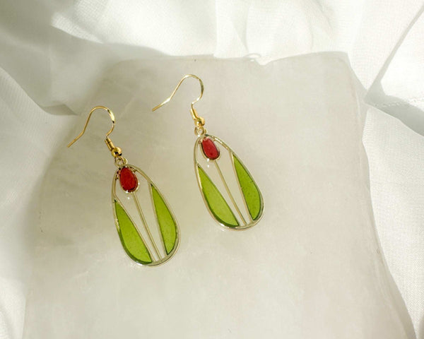 Tulip Bloom Earrings – Handmade Floral Elegance for Garden Lovers