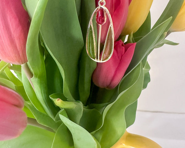 Tulip Bloom Earrings – Handmade Floral Elegance for Garden Lovers
