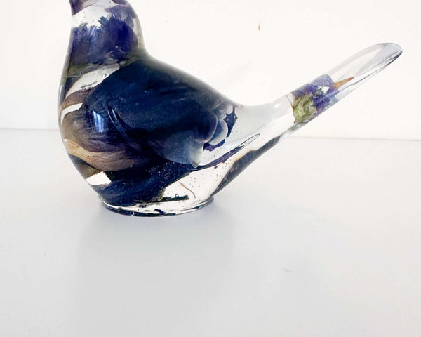 Fluttering Bloom Tulip Bird: Handmade Resin Bird with Purple Tulip