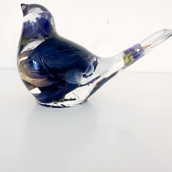 Fluttering Bloom Tulip Bird: Handmade Resin Bird with Purple Tulip