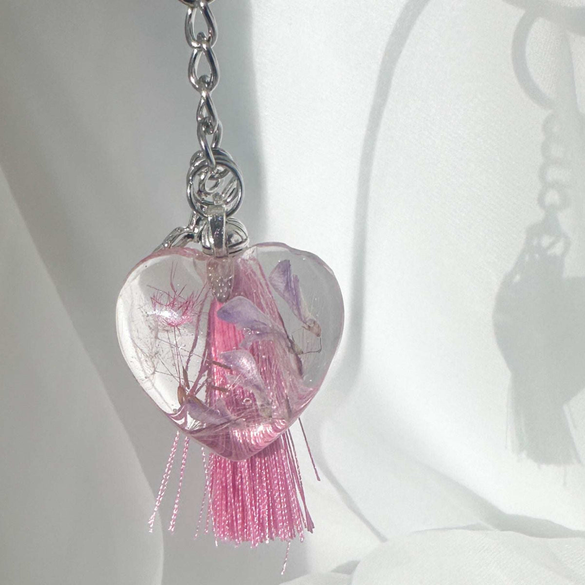 Whispering Blooms Keychain: Handmade Pressed Flower Resin Heart Charms