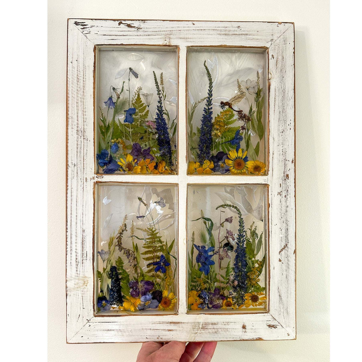 Everlasting Garden Window - Handmade Dried Flower Resin Meadow One