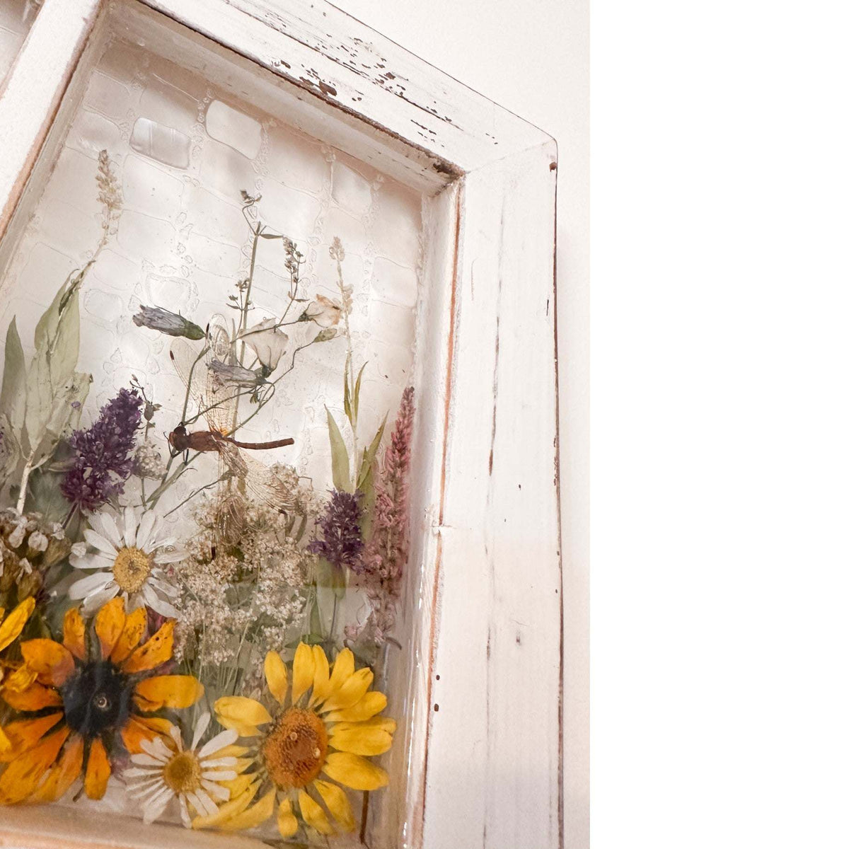 Everlasting Garden Window - Handmade Dried Flower Resin Meadow Four