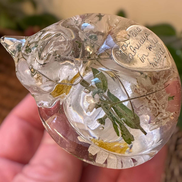Memorial Pet Keepsake  - Handmade Custom Resting Cat Resin Figurine