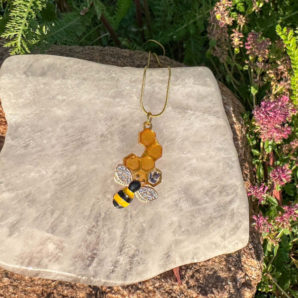 Bee -utiful Honeycomb Handmade Pendant with Real Flowers and Bee Charm