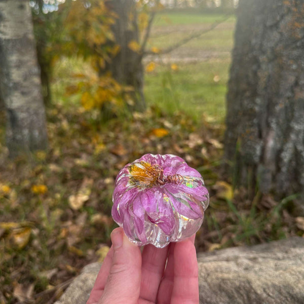 Pumpkin Purple Bloom - Handmade Resin Pumpkin with real Dried Flowers