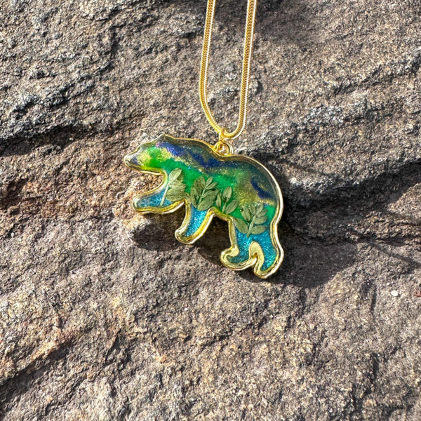 Northern Lights Bear Pendant –  Handmade Resin Aurora Borealis Pendant