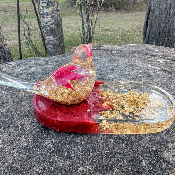 Golden Maple Bird & Tray Set – Resin Art with Real Leaf & Glitter