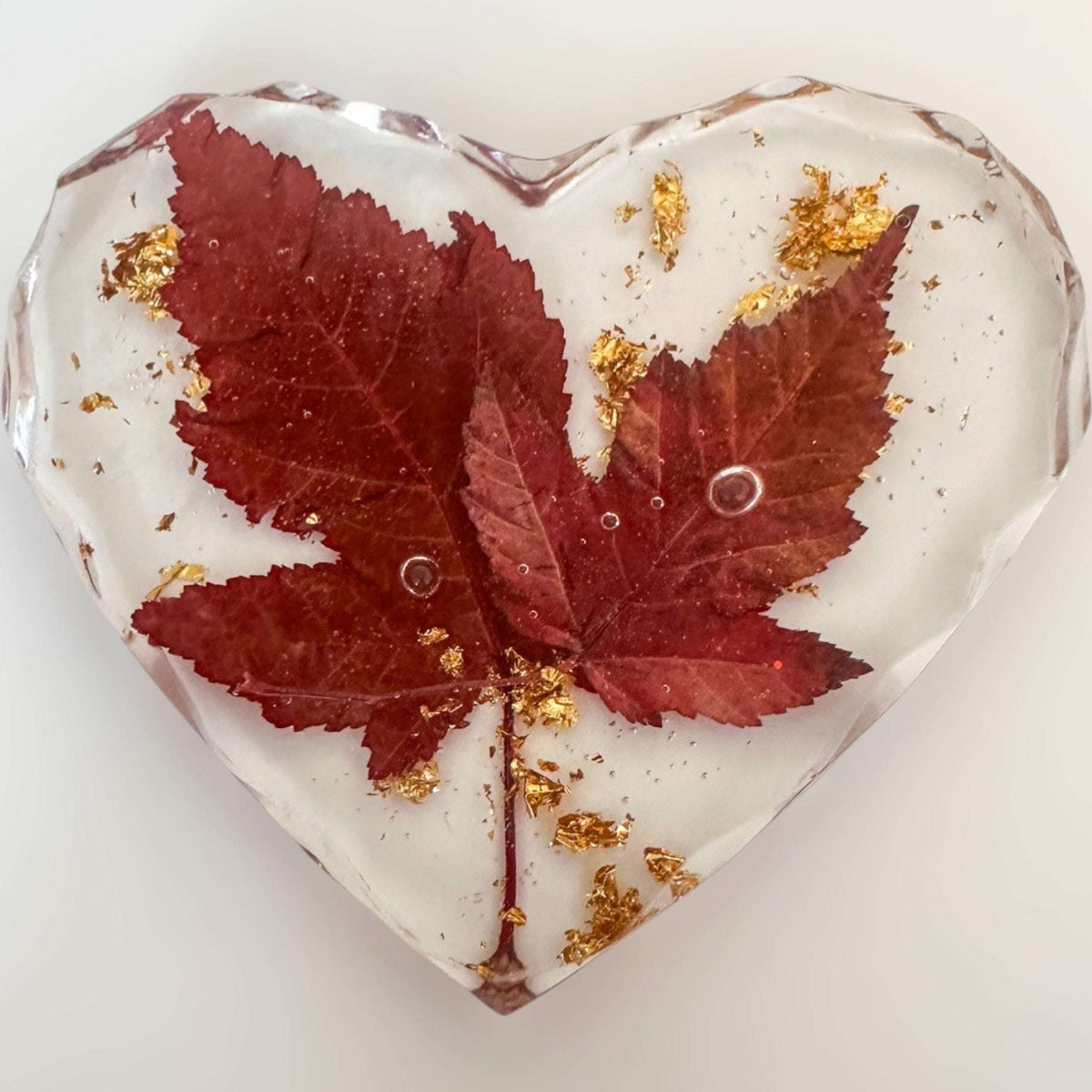 Canadian Maple Leaf Heart Coasters – Resin Decor with Gold Leaf Accent