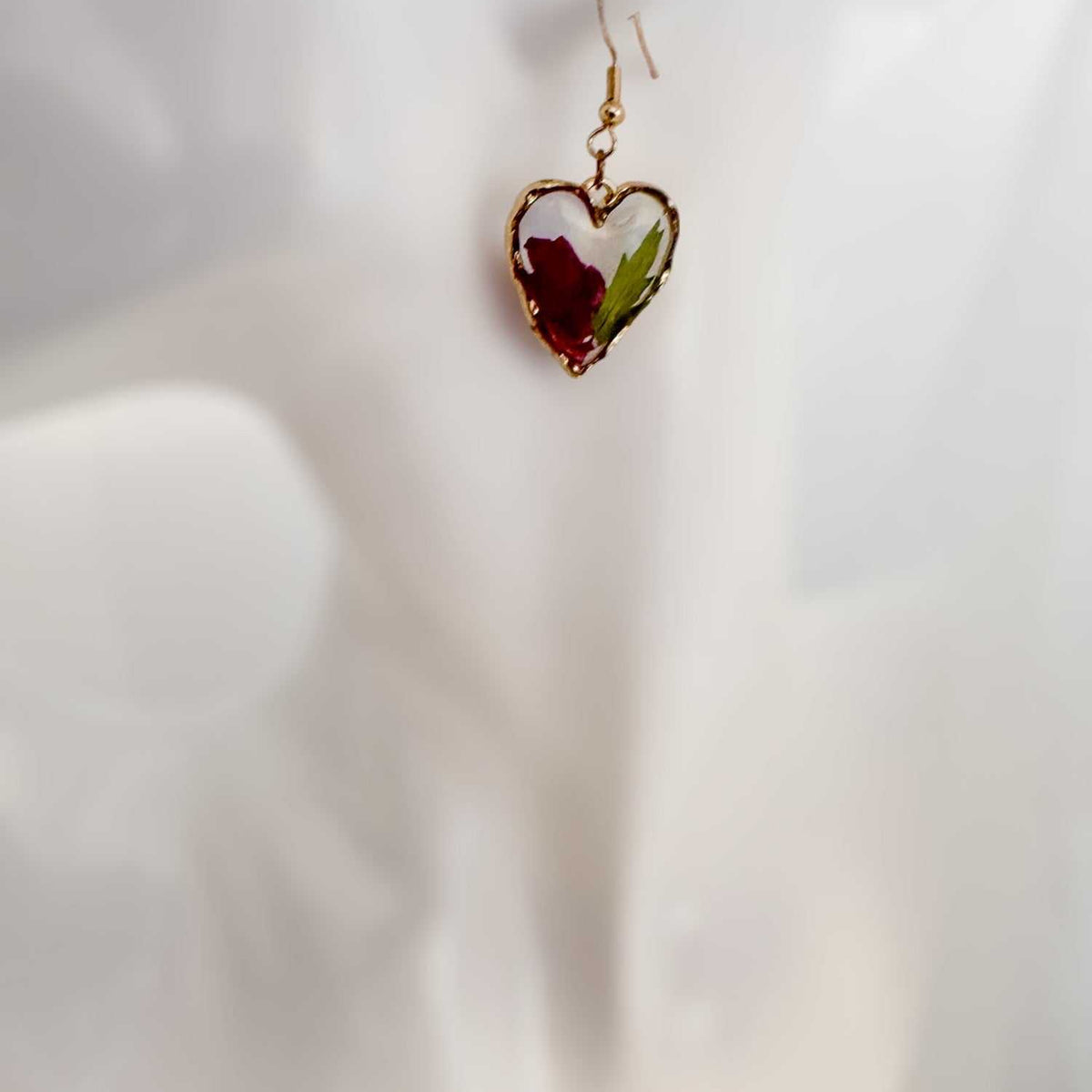 Rose Garden Hearts – Handmade Real Rose Petal & Botanical Earrings