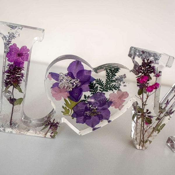 Pressed Flower Resin Decor Violet LOVE 
