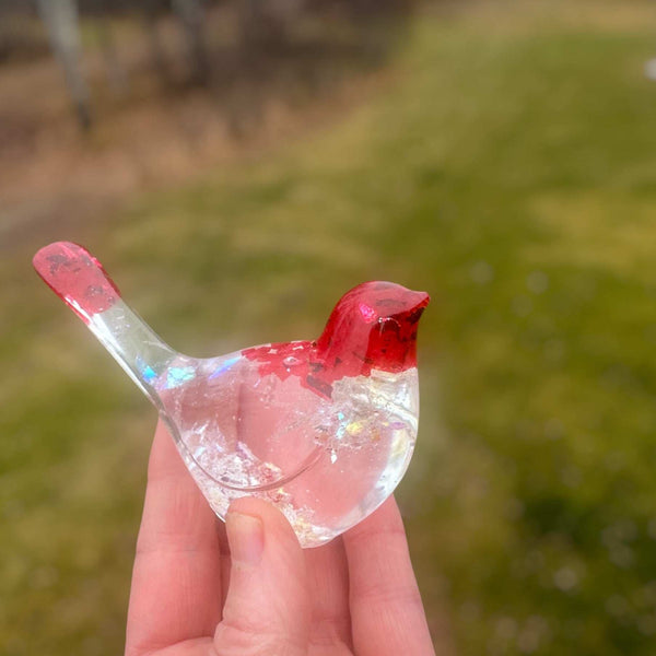 Crimson Starling – Handmade Resin Bird Red Chips & Iridescent Flakes