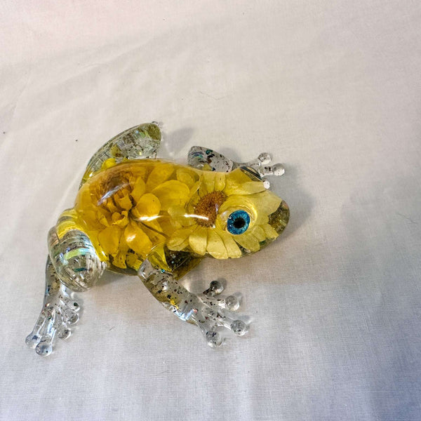 Frogs in Bloom - Handmade Dried Floral Whimsical Resin Frog Decor