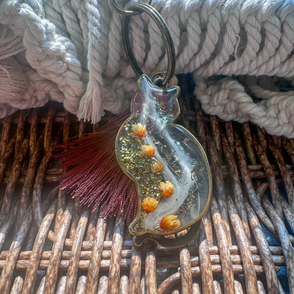 Memorial Pet Keepsake  - Handmade Custom Cat Resin Keychain