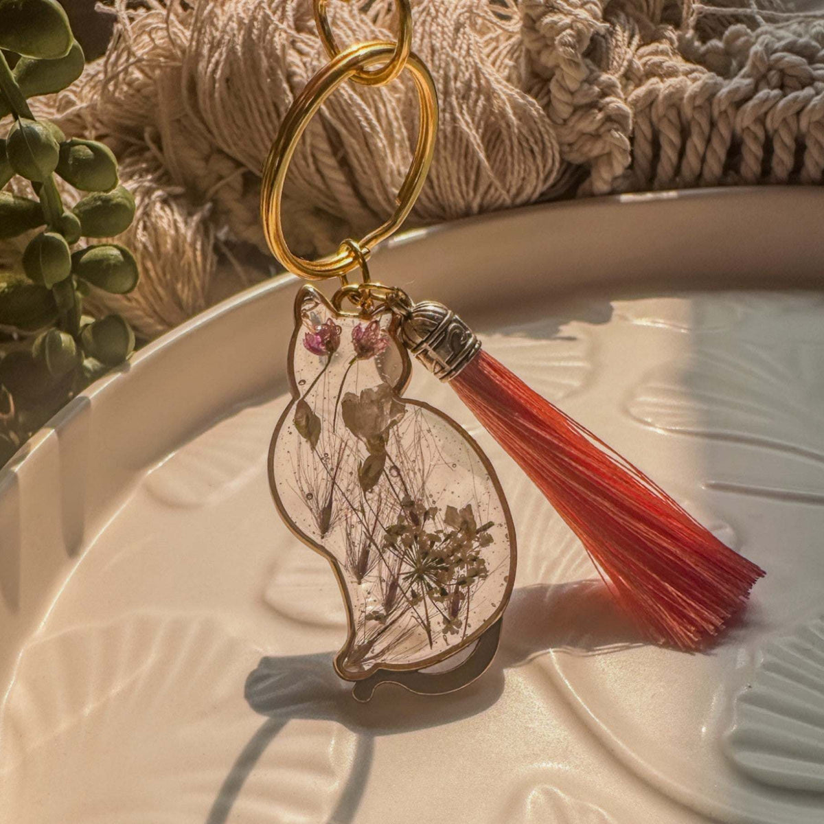 Memorial Pet Keepsake  - Handmade Custom Cat Resin Keychain