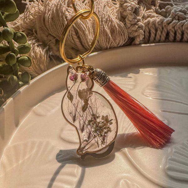 Memorial Pet Keepsake  - Handmade Custom Cat Resin Keychain
