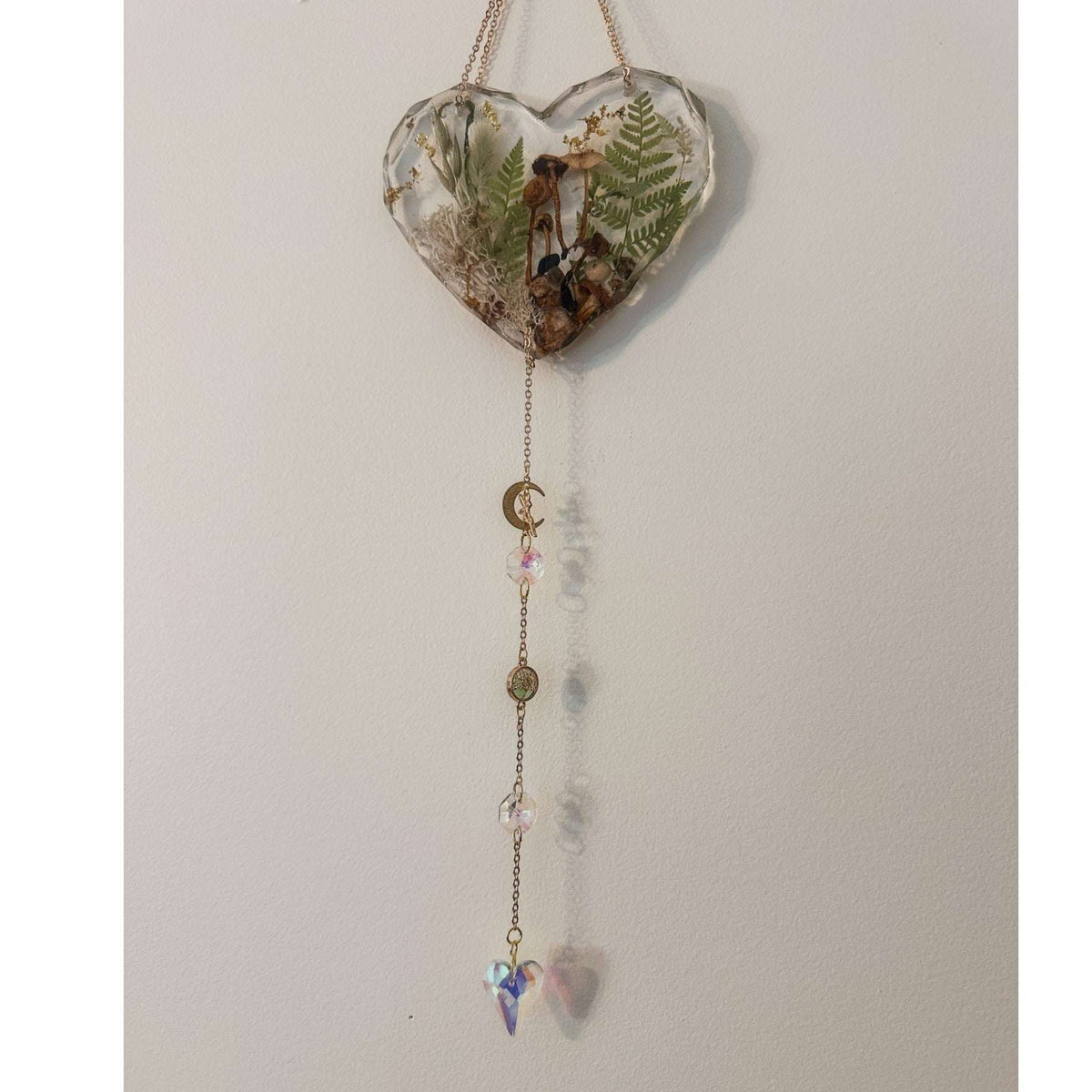 Forest Heart Suncatcher botanical resin suncatcher heart with real mushrooms ferns and moss, handmade Canada