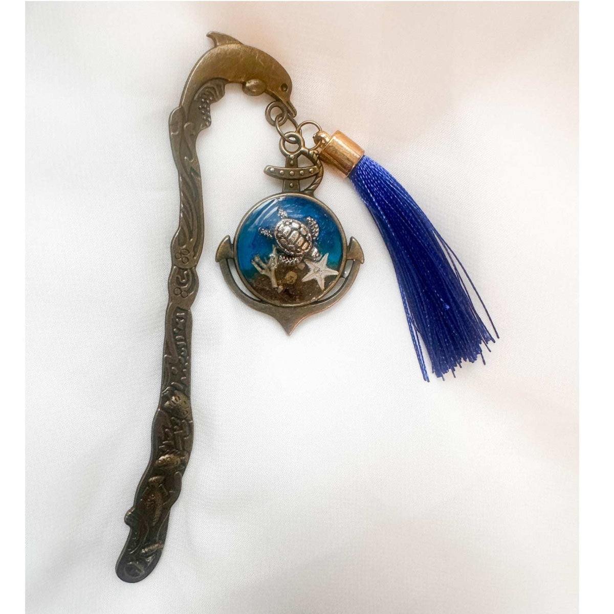 Ocean Anchor Bookmark ocean resin bookmark handmade with real sand seashells and sea turtle in antique bronze anchor charm