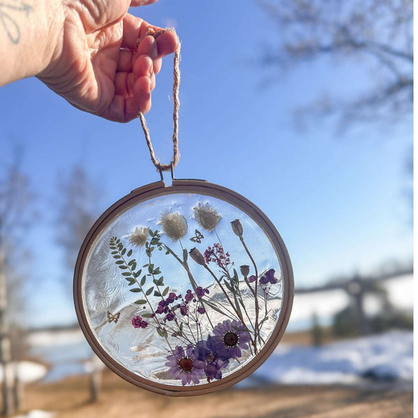 Wildflower Hoop Suncatcher botanical resin hoop suncatcher with real purple daisies ferns and bunny tails in wood frame, handmade Canada