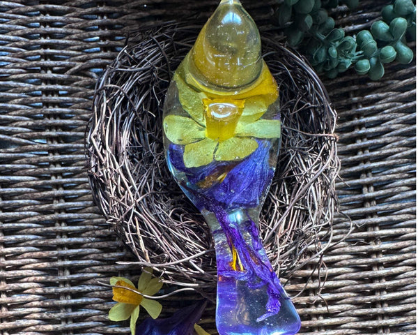 Springs First Songbird - Handmade Daffodil & Crocus Resin Bird