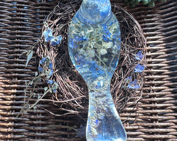 Forget-Me-Not Garden Bird - Handmade Forget-Me-Not Floral Resin Bird