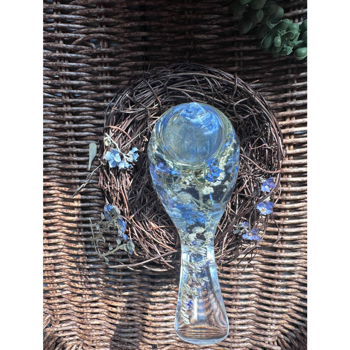 Forget-Me-Not Garden Bird - Handmade Forget-Me-Not Floral Resin Bird