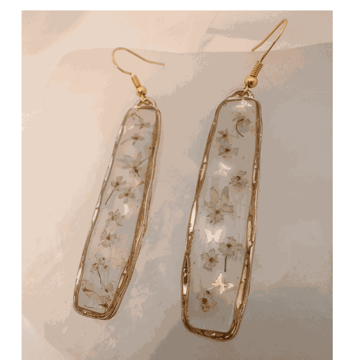 Bloom Cascade Earrings - Minimalistic Meets Boho Style - Pressed Flowers
