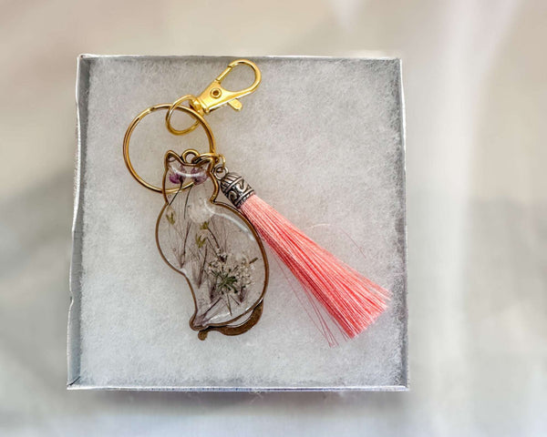 Memorial Pet Keepsake  - Handmade Custom Cat Resin Keychain