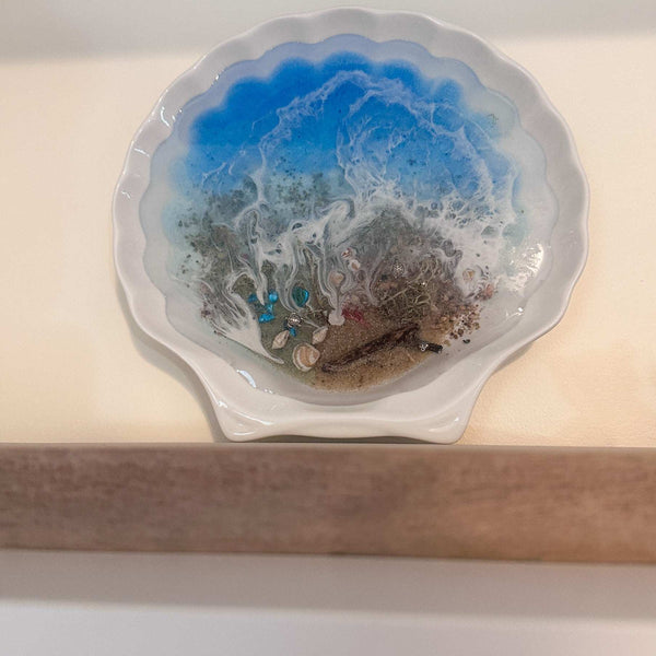 Ocean Breeze Seashell Porcelain Tray - Handmade Resin Seashell Tray