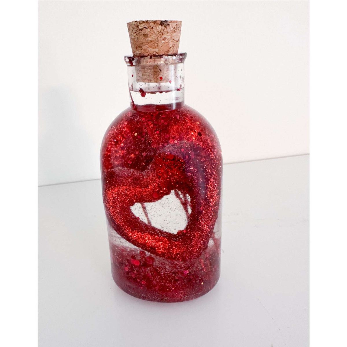 Love Potion Resin Bottle - Hanndmade Sparkling Heart Home Decor