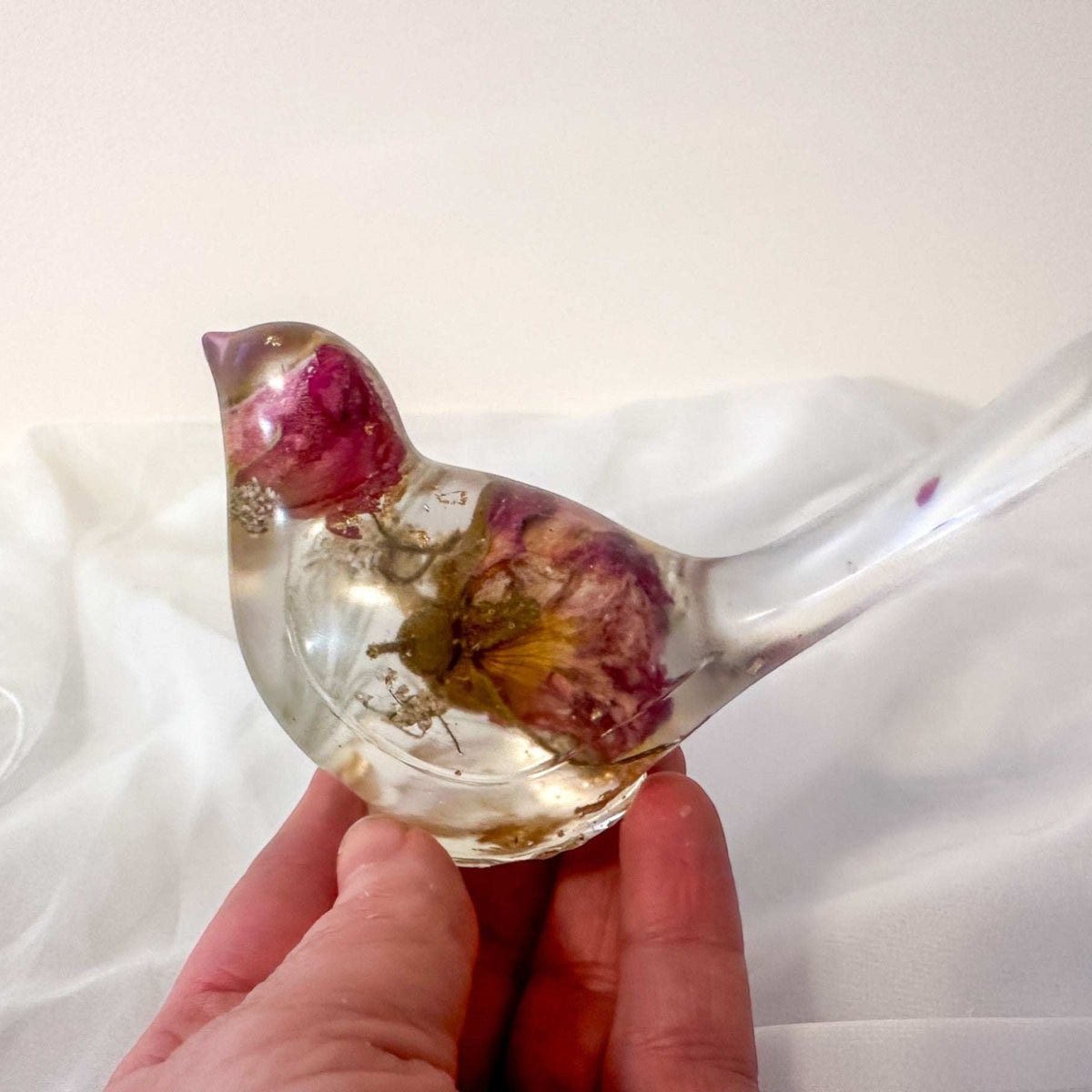 Rosie Everbloom Bird - Handmade Everlasting Rose Garden Resin Bird