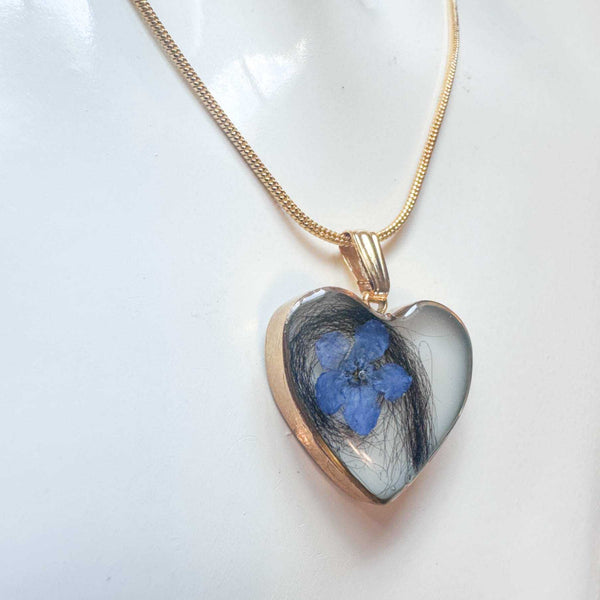 Pet Memorial Heart Pendant - Custom Resin Pet Keepsake Heart Pendant