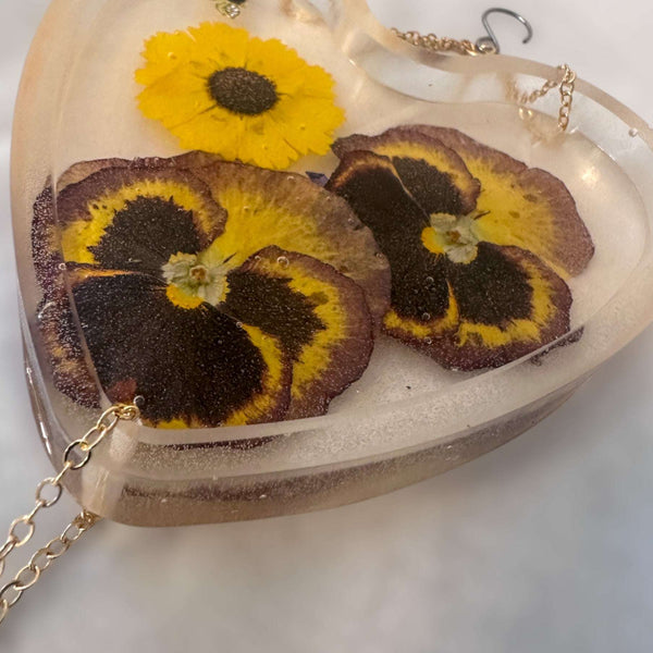 Glow -in-the-Dark Floral Resin Heart Suncatcher Real Pansies & Bee