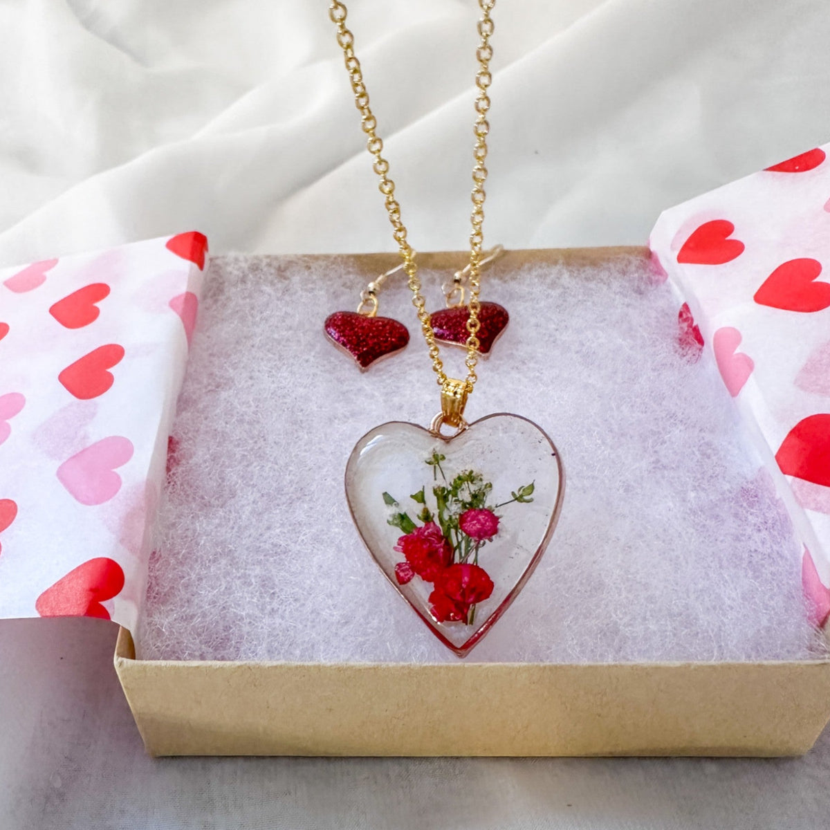 Floral Resin Heart Jewelry Set - Romantic Red Blooms Flower Pendant