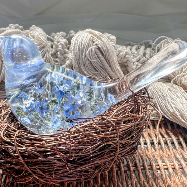 Forget-Me-Not Garden Bird - Handmade Forget-Me-Not Floral Resin Bird