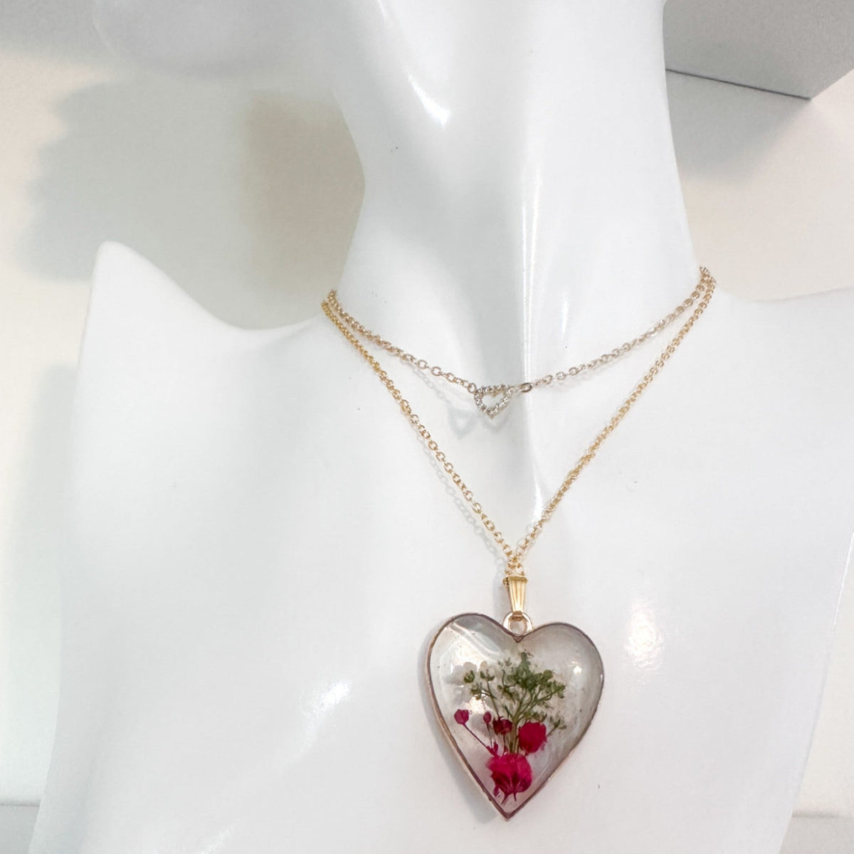 Heart Garden Jewelry Set - Layered Floral Resin Pendant & Earrings