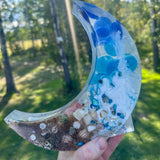 Ocean Moon – Handmade Resin Moon with Sand, Shells & Waves